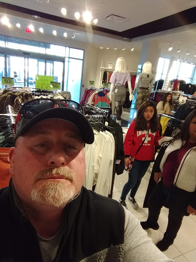 Shopping Mall «Southlake Mall», reviews and photos, 2109 Southlake Mall, Merrillville, IN 46410, USA