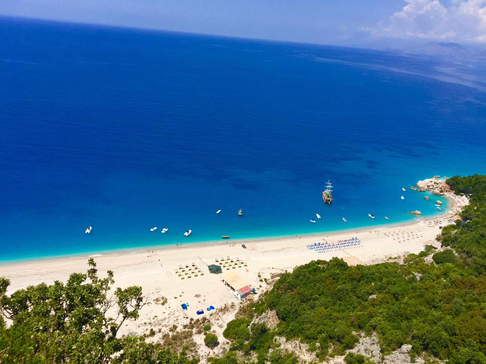 Foto di Spiaggia di Krorez e il suo bellissimo paesaggio