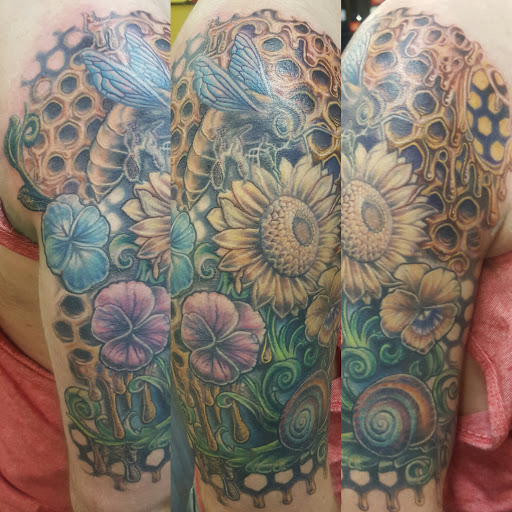 Tattoo Shop «4Ever Inked Tattoo Studio», reviews and photos, 5009 Garth Rd, Baytown, TX 77521, USA