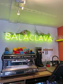 Atmosphère du Restaurant Balaclava Lunch & Coffee à Saint-Valery-sur-Somme - n°1
