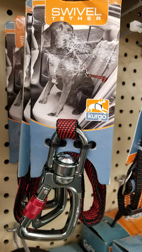 Pet Supply Store «Pet Supplies Plus», reviews and photos, 50623 Valley Plaza Dr, St Clairsville, OH 43950, USA