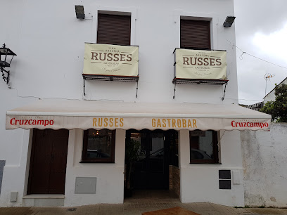 Restaurante Russes Gastrobar - C. Noria, 1, 21200 Aracena, Huelva, Spain