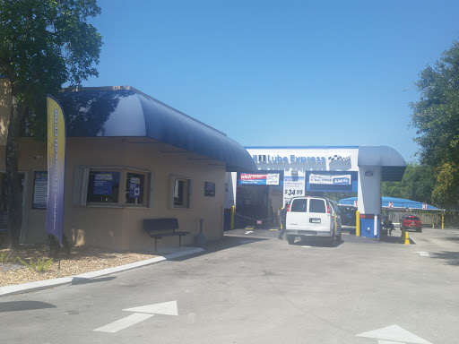 Car Wash «Simoniz Car Wash», reviews and photos, 1214 N State Rd 7, Hollywood, FL 33021, USA