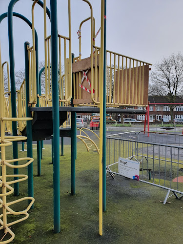 Reviews of Victoria Road Play Park in Brighton - Other
