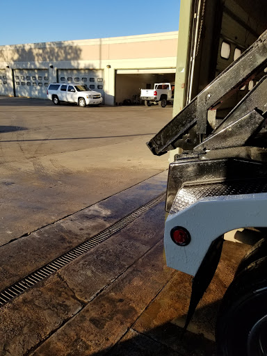 Car Dealer «Clay Cooley Auto Group», reviews and photos, 698 E Airport Fwy, Irving, TX 75026, USA