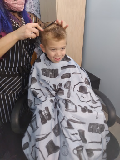 Hair Salon «Salon Lofts Courtyard at Countryside», reviews and photos, 2530 FL-580 Suite D, Clearwater, FL 33761, USA