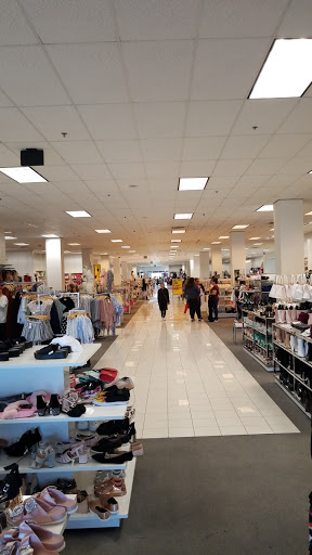 Clothing Store «Forever 21», reviews and photos, 200 Inland Center Dr, San Bernardino, CA 92408, USA