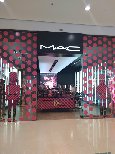 M·A·C Cosmetics