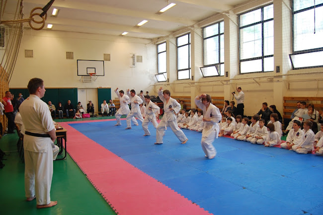 Hozzászólások és értékelések az Veresi Karate Sportegyesület-ról