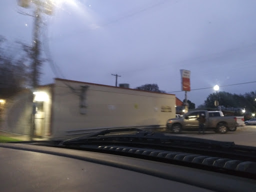 Grocery Store «Sims Drive-In Grocery», reviews and photos, 216 Houston St, Cedar Hill, TX 75104, USA