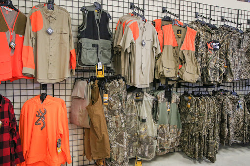 Sporting Goods Store «Pacific Flyway Supplies- Sporting Goods and Ammo», reviews and photos, 1690 N Lincoln St, Dixon, CA 95620, USA