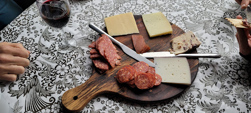 Winery «Thomas Family Winery», reviews and photos, 208 E 2nd St, Madison, IN 47250, USA