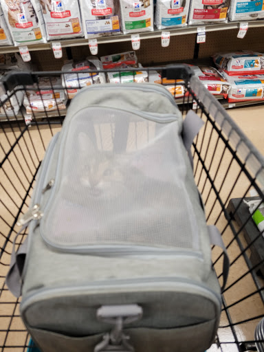 Pet Supply Store «Petco Animal Supplies», reviews and photos, 717 SE Geary St #101, Albany, OR 97321, USA