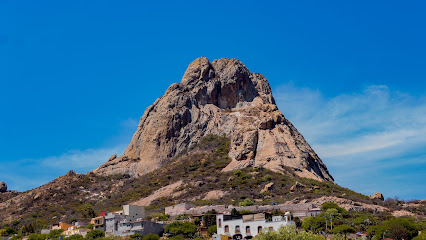 Peña de Bernal - Zona de Escalada