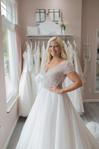 Bridal Shop «Here Comes The Dress», reviews and photos, 850 E 1050 N #101, Chesterton, IN 46304, USA