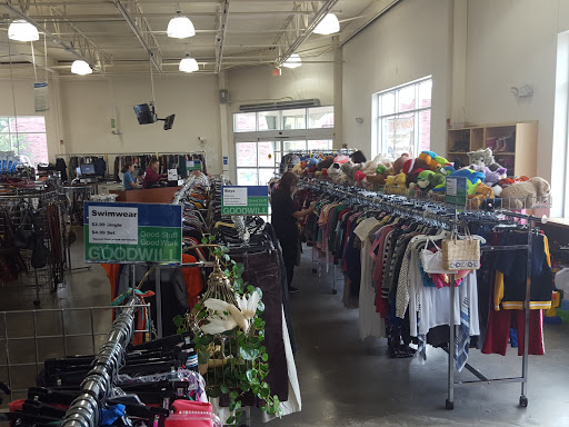 Thrift Store «Goodwill», reviews and photos