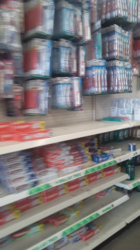 Dollar Store «Dollar Tree», reviews and photos, 312 Walnut St, Redwood City, CA 94063, USA