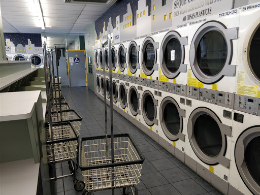 Laundromat «Norwalk Coin Laundry», reviews and photos, 20300 Norwalk Blvd, Lakewood, CA 90715, USA