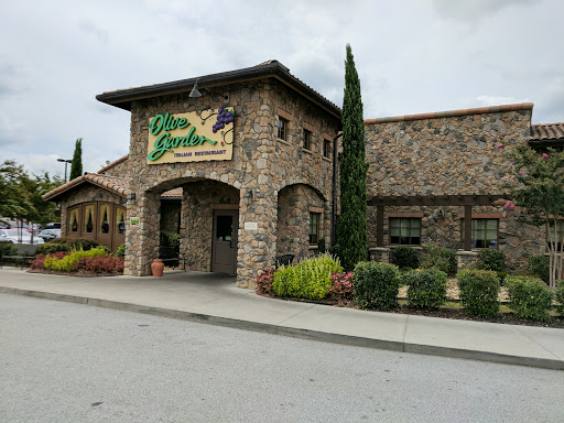 Olive Garden Italian Restaurant image 3