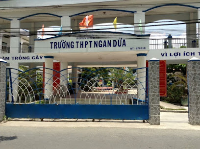 Trường THPT Ngan Dừa