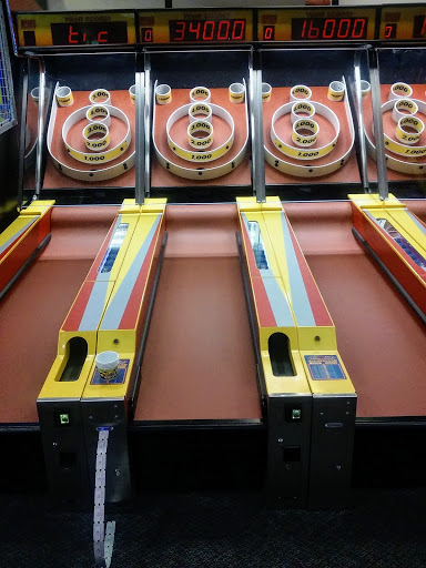 Shopping Mall «The Lakes Mall», reviews and photos, 5600 Harvey St, Muskegon, MI 49444, USA