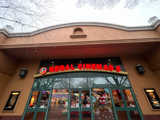 Movie Theater «Regal Cinemas Davis 5», reviews and photos, 420 G St, Davis, CA 95616, USA