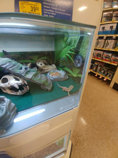 Pet Supply Store «PetSmart», reviews and photos, 2718 Legends Pkwy, Prattville, AL 36066, USA