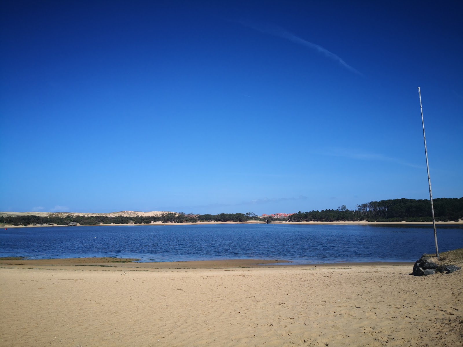 Foto van Plage du Lac met ruim strand