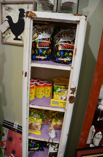 Boutique «Merchants At Cokers», reviews and photos, 401 Wilson Ave, Tullahoma, TN 37388, USA