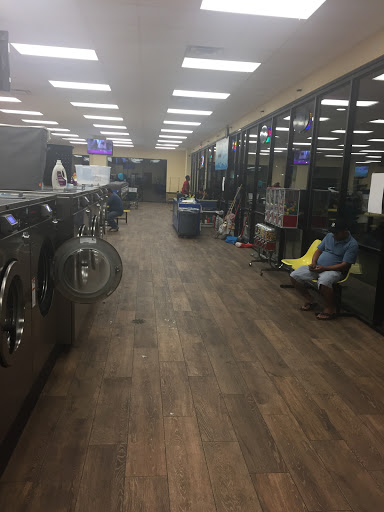 Laundromat «SpinZone Laundry SoCo», reviews and photos, 2424 S Congress Ave, Austin, TX 78704, USA