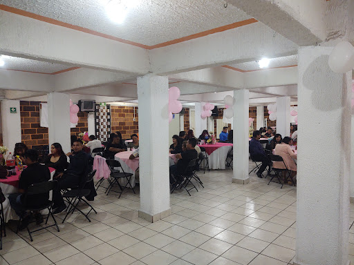 Salon Los Espejos