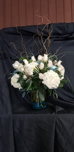 Florist «Flower Peddler», reviews and photos, 38350 Garfield Rd, Charter Twp of Clinton, MI 48038, USA