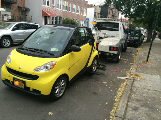 Towing Service «Hook & Go Towing service», reviews and photos, 842 5th Ave, Brooklyn, NY 11232, USA