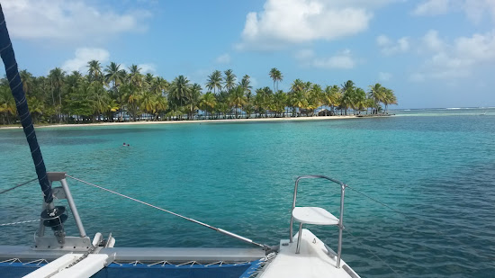 Turtle Island beach