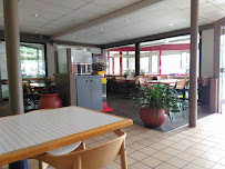 Atmosphère du Restaurant Mister Cook à Luxeuil-les-Bains - n°4