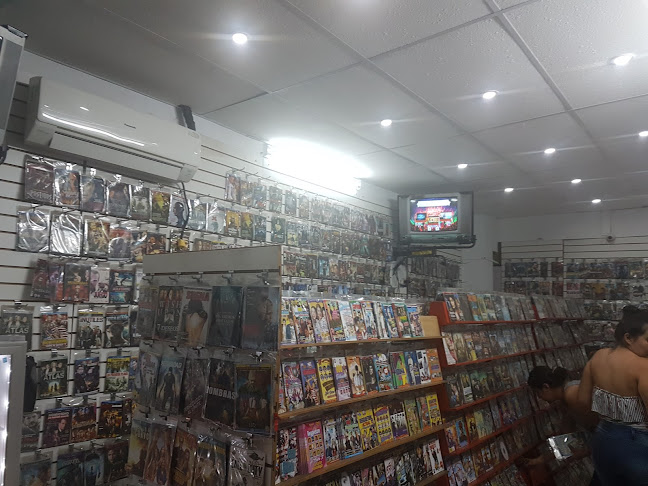 Opiniones de ZONA DVD San Camilo en Quevedo - Tienda