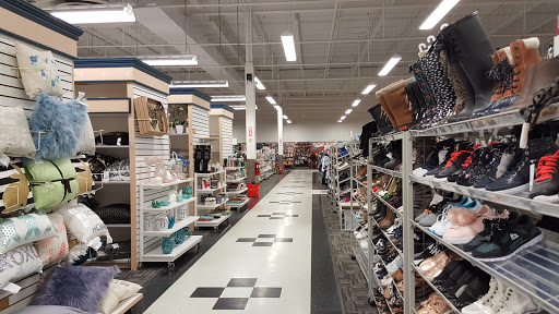 Clothing Store «Burlington Coat Factory», reviews and photos, 4247 Union Deposit Rd, Harrisburg, PA 17111, USA