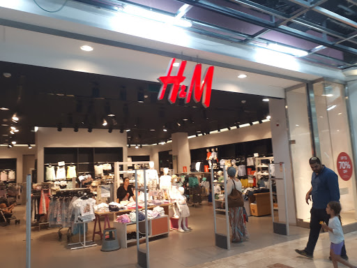 Stores to buy women's cardigans Jerusalem