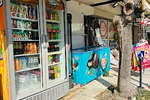 Kiosk / convenience store image