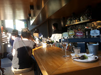 Atmosphère du Restaurant Le Taravo - Brasserie - bar - terrasse à Meylan - n°5