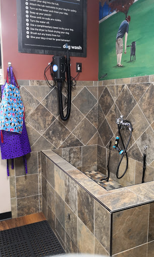 Pet Store «Pet Valu», reviews and photos, 115 Mill Plain Rd, Danbury, CT 06811, USA