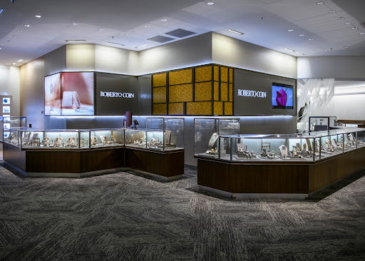 Jewelry Store «Borsheims Fine Jewelry», reviews and photos, 120 Regency Pkwy, Omaha, NE 68114, USA