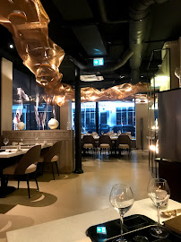 Atmosphère du Restaurant de grillades coréennes Soon Grill Champs-Elysées 순그릴 샹젤리제 à Paris - n°17