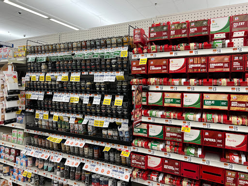 Grocery Store «Stop & Shop», reviews and photos, 100 Powder Mill Rd, Acton, MA 01720, USA