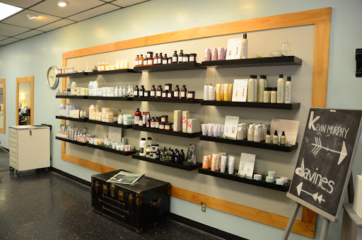 Hair Salon «Salon Incognito», reviews and photos, 216 E 2nd St, Muscatine, IA 52761, USA