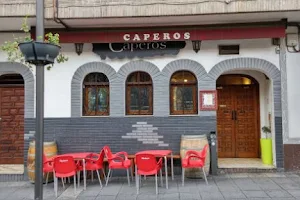 Bar Caperos image