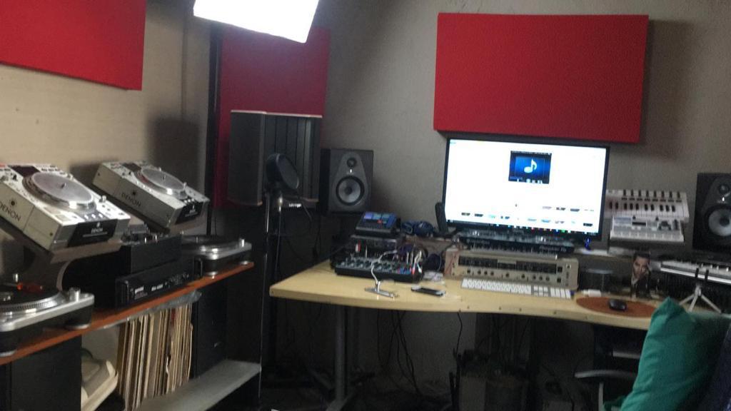 Namo Music (Music Recording Studio & Dj Academy)