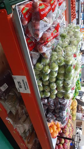 Supermarket «Rey Chavez Distributors Corporation», reviews and photos, 780 W 17th St, Hialeah, FL 33010, USA