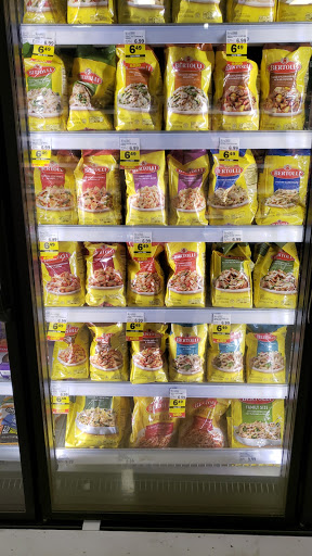 Grocery Store «Meijer», reviews and photos, 1355 N Lexington-Springmill Rd, Mansfield, OH 44906, USA