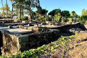Centro Arqueolóxico da Vila Romana de Toralla image